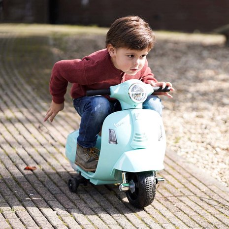 Elektrische vespa met naam