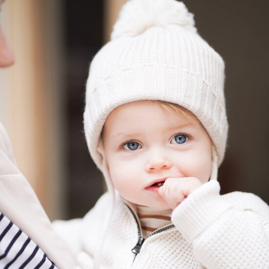 Babymuts met sjaal - Beige
