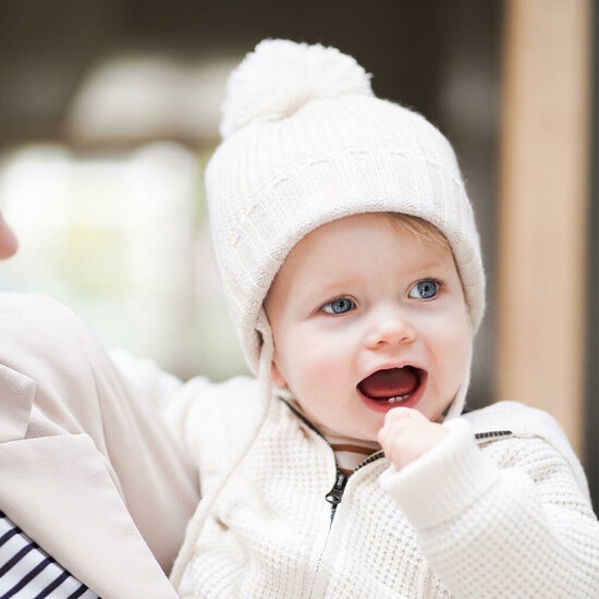 Babymuts met sjaal - Beige