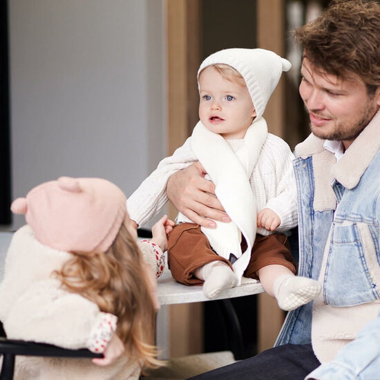 Babymuts met sjaal - Off White