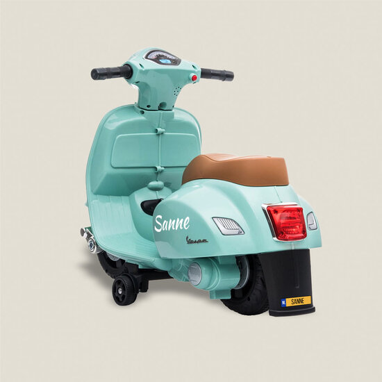 Elektrische vespa met naam