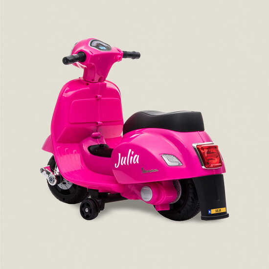 Elektrische vespa met naam