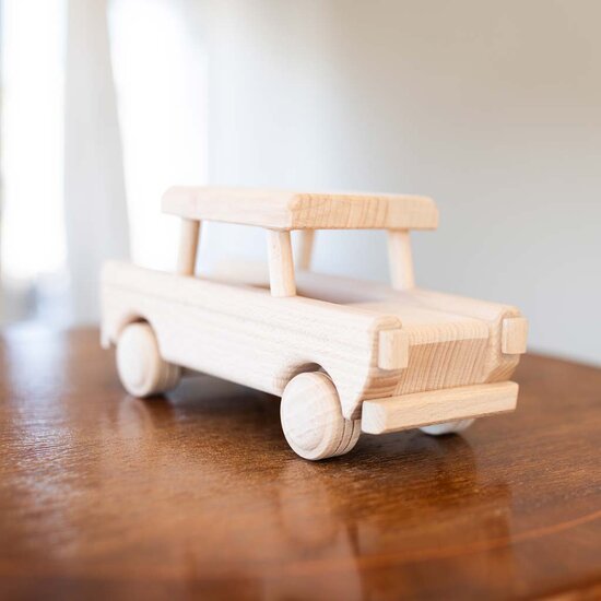 Houten Auto