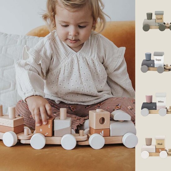 Houten trein &ndash; Label Label