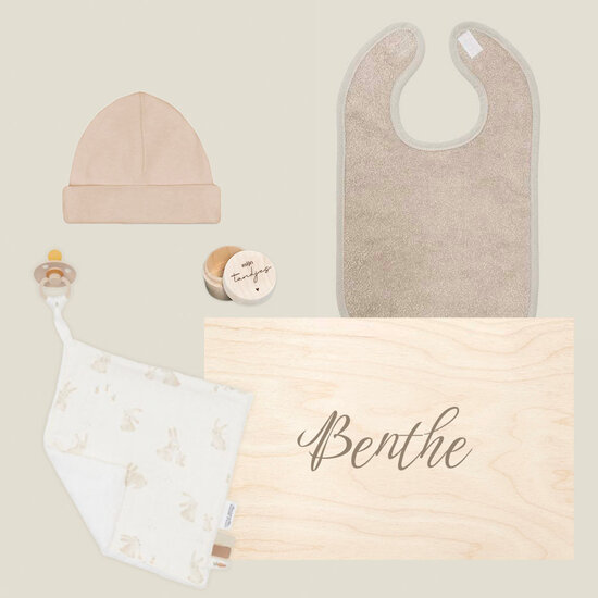 Kraamcadeau set met naam &amp; tandendoosje