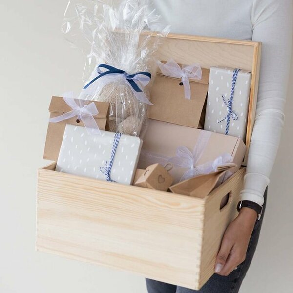 Wat zit er in een 10 dagen kraammand?