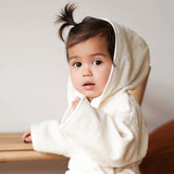 Baby badjas met naam (soft white)