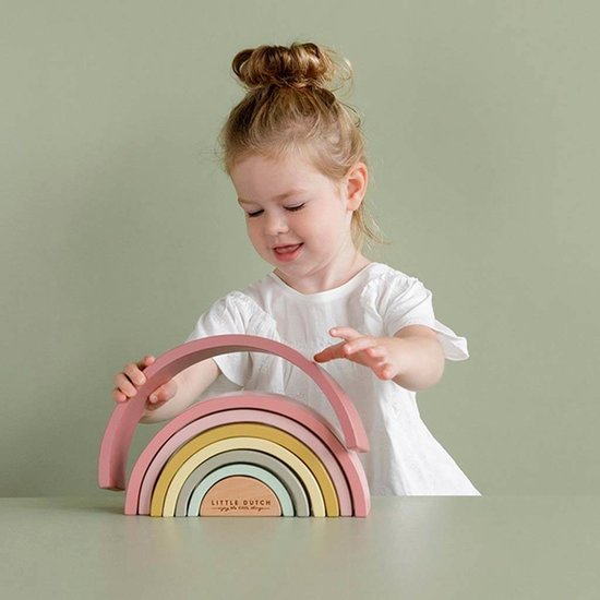Little Dutch Regenboog stapelaar met naam - roze