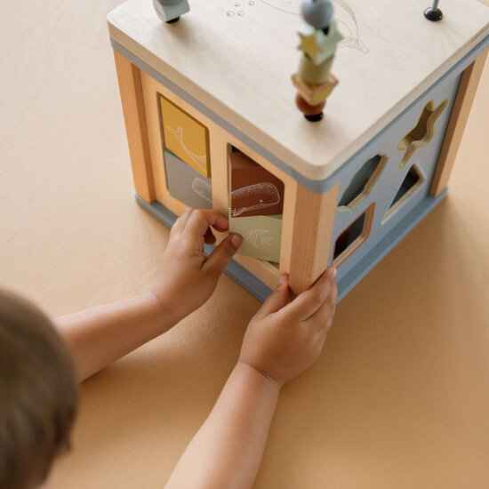 Houten activiteitenkubus - Little Dutch
